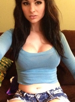 trapfag:  Bailey Jay from USA.