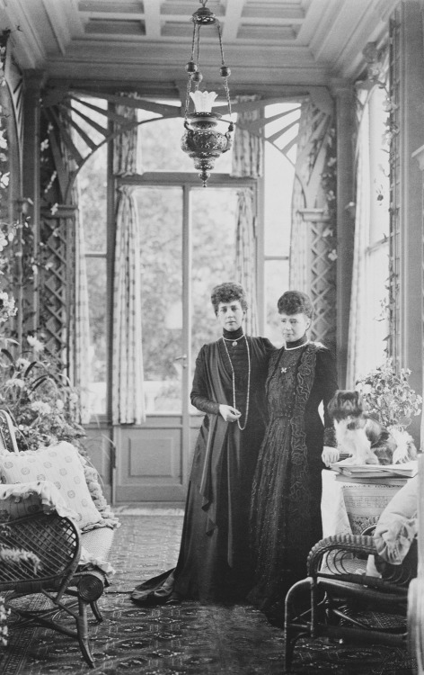 thepompandcircumstance: HM Queen Alexandra of the United Kingdom, Empress of India and her sister HI