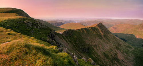 Striding Edge by Tom ♠ on Flickr.