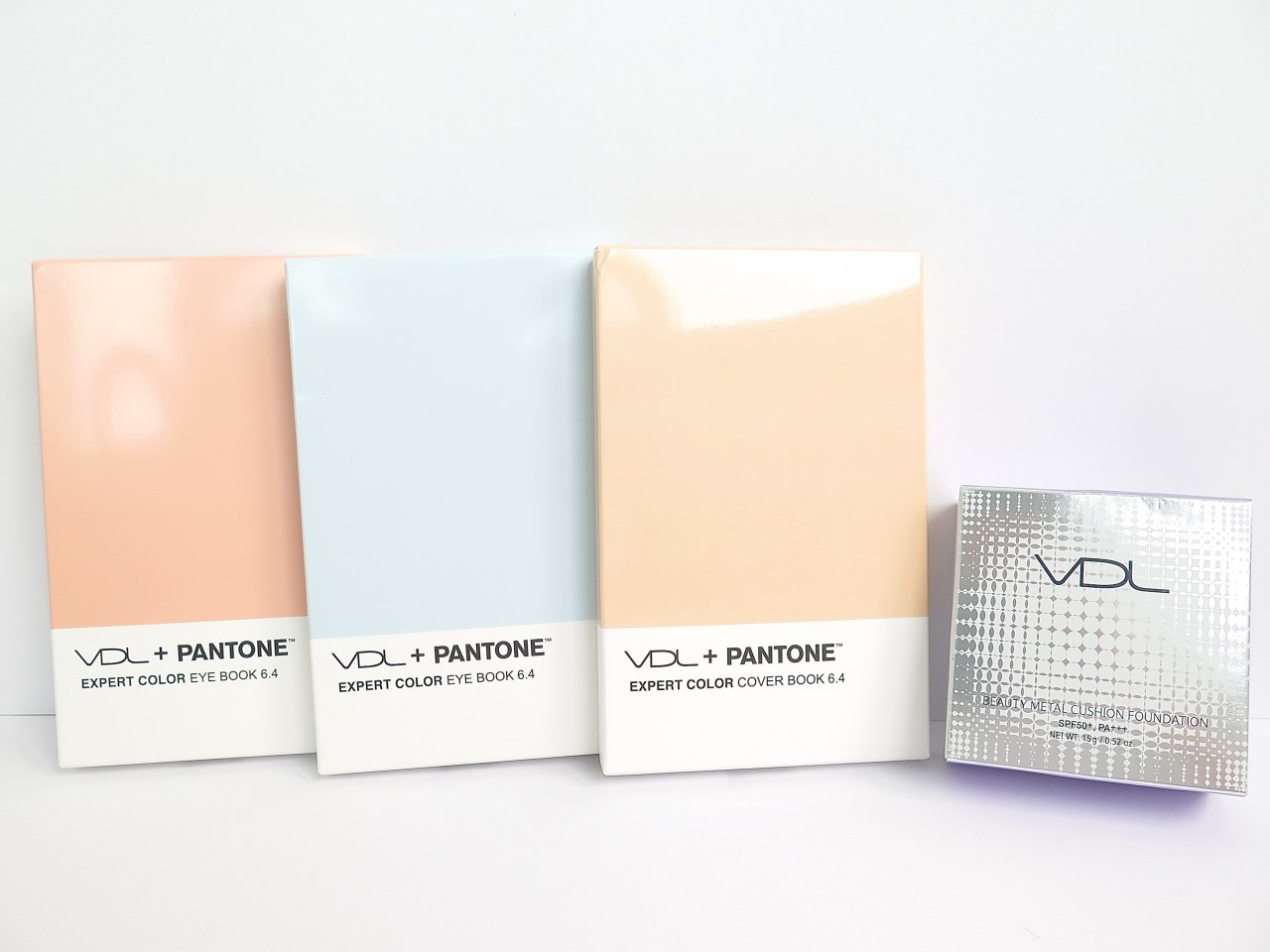 ahn-f:  VLD + PANTONE 2015 collab 