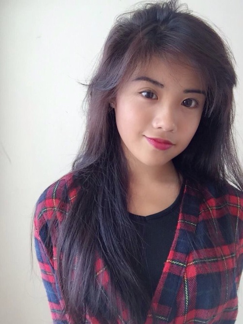 dailybahan:stage name “camille yang”. super pretty and has a beautiful rack. i’m sure there are vide