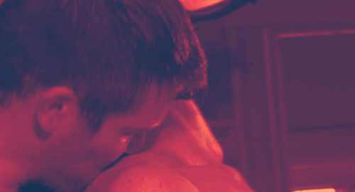 insomniagrrl:  firenresq71:  cumragdoll:  *makes me swoon. when u bite suck nibble me… sexy boy.  *kisses*  Do this. Me wantie! http://insomniagrrl.tumblr.com/archive Not mine. Not yours. Click for credit.