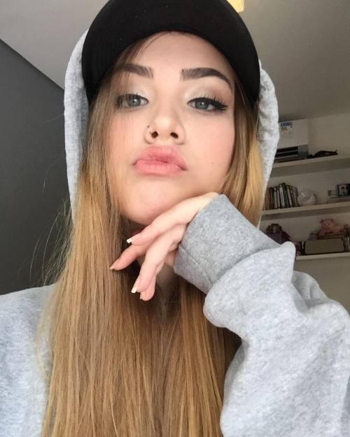 http://streetgrl.tumblr.com/post/156781896162