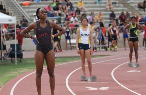 cahpree:  Hey now look at meeeee Track is life