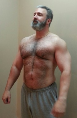 barebearx:  loadsamen:  http://loadsamen.tumblr.com/  ~~PLEASE FOLLOW ME ** 😊😊😊🐼 ♂♂ OVER 44,000  FOLLOWERS   (Thank You)  ~~~~~~ http://barebearx.tumblr.com/ **for HAIRY men &amp; SEXY men**  http://manpiss.tumblr.com/ **for MANPISS