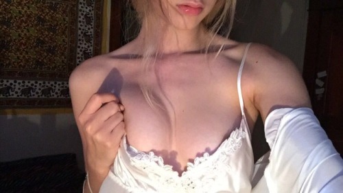 simplelanad:  I love white lingerie