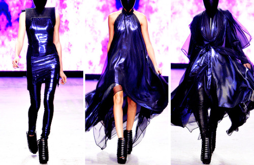 fashion-runways:GARETH PUGH Spring/Summer RTW 2012if you want to support this blog consider donating