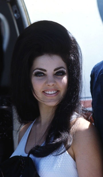 Priscilla Presley porn pictures