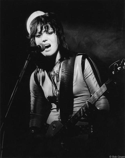 postpunkygirl2: Joan Jett, New Jersey, 1977 Photo: © Bob Gruen