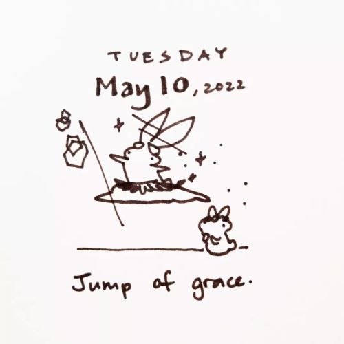 Stretching beyond gravity #abunaday #daily #bunny #doodle #ballet #ballerina #jump #一日一兔 #芭蕾 #跳高高 h