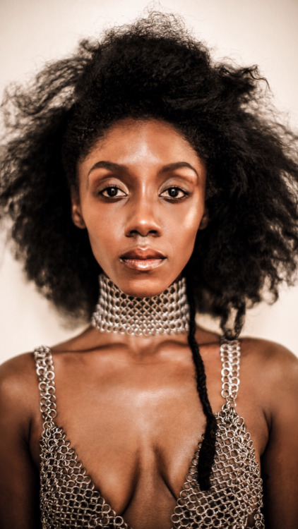 black-exchange:  Retina Stewart Photography  www.aretinastewart.com // IG: _arstewart  ✨ I create visual narratives through photography and video.   I specialize in partnering with companies, brands, and organizations to visually produce an identity