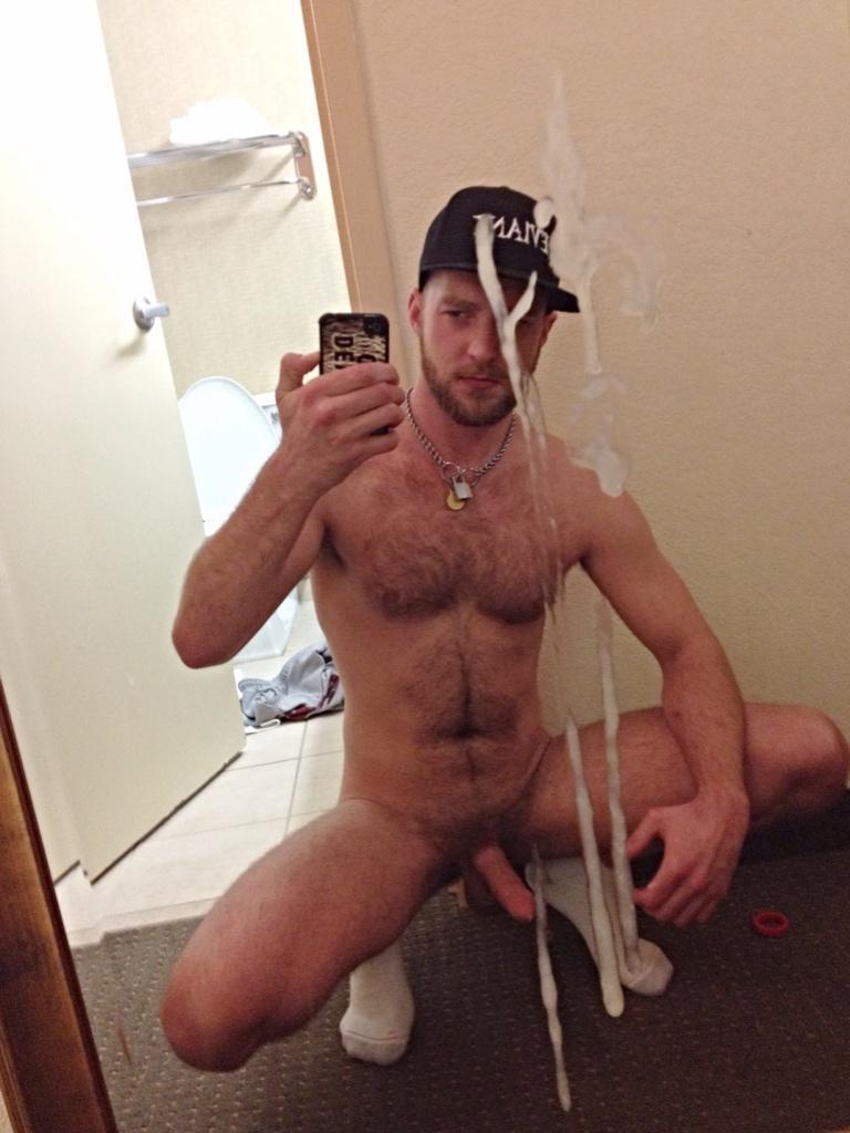 colungafrank:  Deviant Otter Twitter pics