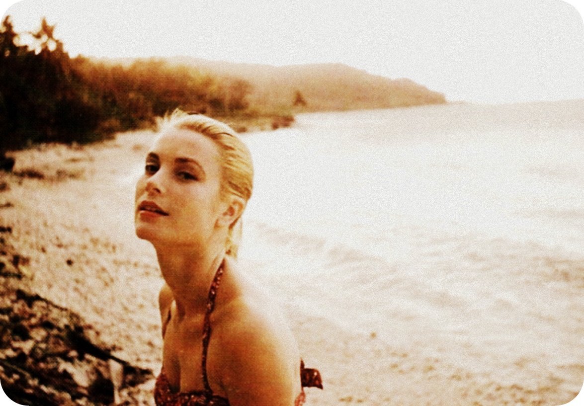  Grace Kelly 