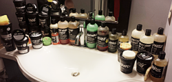 Ohhlauralove:  So I Cleaned My Shower Today.  The Addiction Is Real.