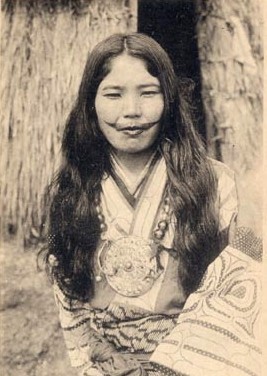 fromthefloatingworld:According to the mythology of the Ainu people, tattooing was brought to earth b