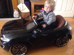  @NiallOfficial: They see me rollin! They