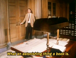 intimatehistory:  Sagan love. Billions and billions of books… 