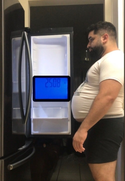 sparkeram2000:@powerbellyThis guy has definitely put the power and belly into power
