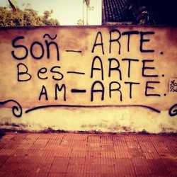 a-badperson:  cada-persona-tiene-su-historia:  somospoesia: Quiero hacer arte contigo… Somos Poesia en Facebook Somos Poesia en Twitter  Culi-arte ?xd  mat-arte…  Call-arte