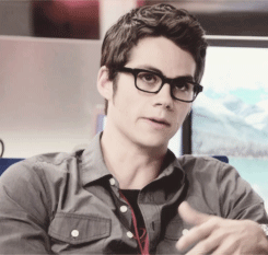 strayedfromdestiny:  I just thought it would be nice to have it zoomed in..  Stiles needs to wear glasses in the show.NOW.
