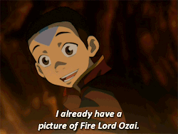 bachlivesbitch:  thetalesofbasingse:  atla + continuity: aang uses the same noodle drawing he made in 3x02 for target practice in 3x09  Do you think Aang gave that to Zuko as a coronation present and then Zuko hung it up in place of Ozai’s royal portrait