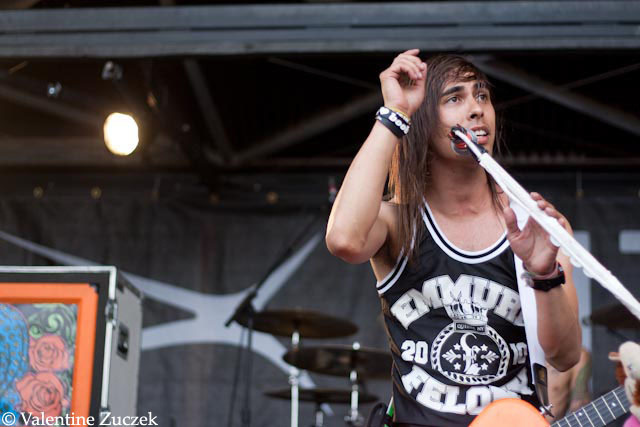 ineedtofindmywaybacktothestart:  Pierce The Veil by www.framedsound.com on Flickr.