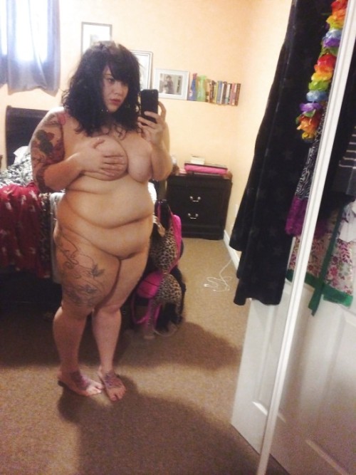 XXX awesome-selfie-bbw:  Real name: Monique Married: photo