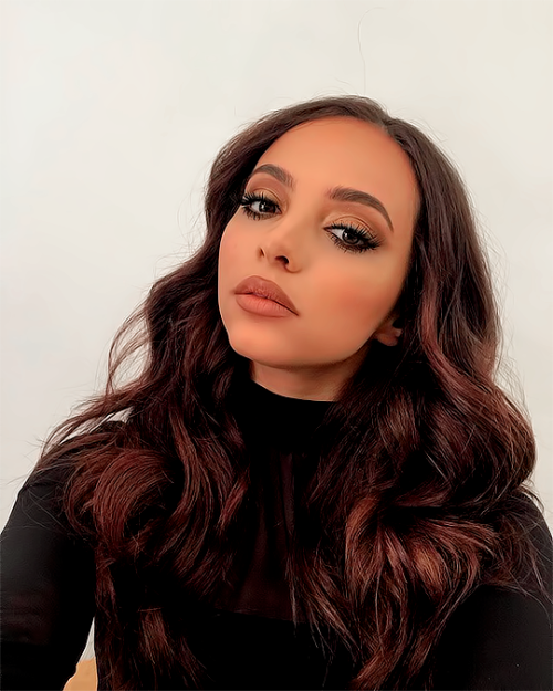 jessicanelson: www.instagram.com/p/Bn9g-YvhXBB/?taken-by=jadethirlwall