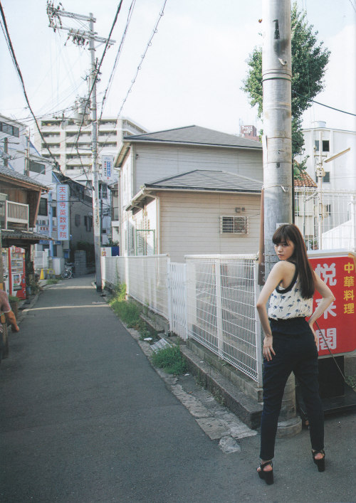 i4:  西野七瀬  