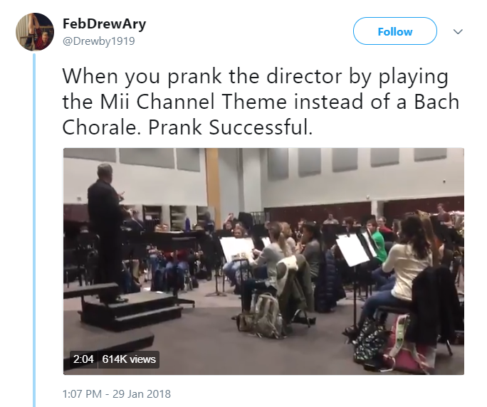 la-plus-heureuse:   College band class pranks director with Mii Channel theme   