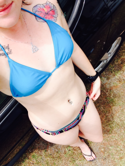 littlemiss-b:  Weekends at the lake might become a regular thing for me. And navy-author