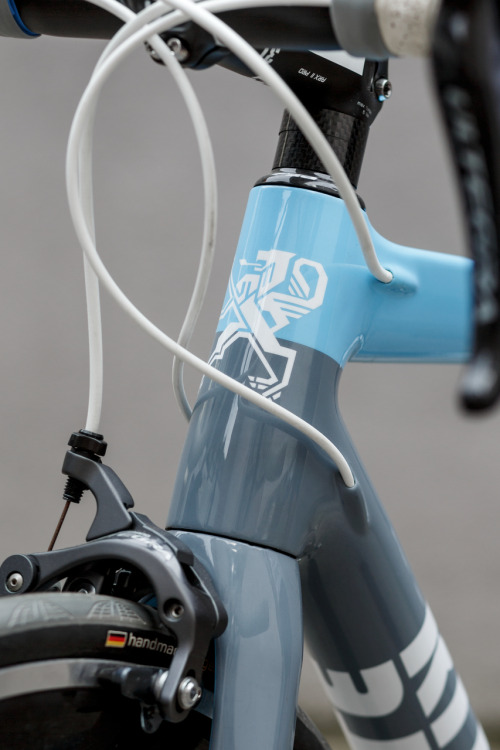 nickwilsonaz:standertbikes:Ritte Bicycles Vlaanderen built by Standert. With Shimano Ultegra 11s