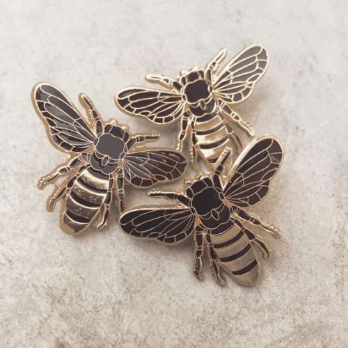 littlealienproducts:Honey Bee Pins by Erin Greenough
