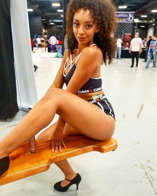 #exxxoticaexpo #exxotica @3x_expo (at New Jersey Convention and Exposition Center) https://www.instagram.com/p/Bpuk2Syhi2T/?utm_source=ig_tumblr_share&igshid=kh8chb84ckgg