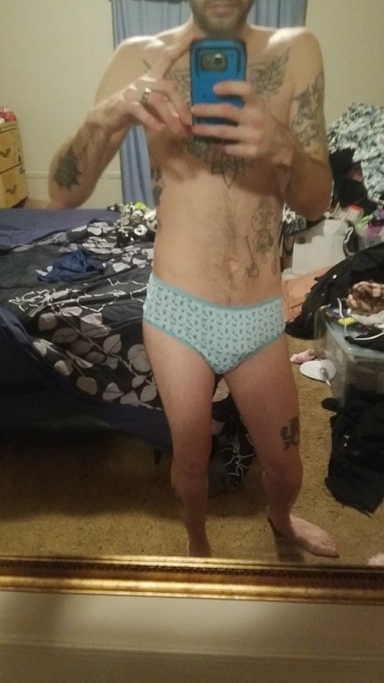 New cheecky panties i got to match my thongs