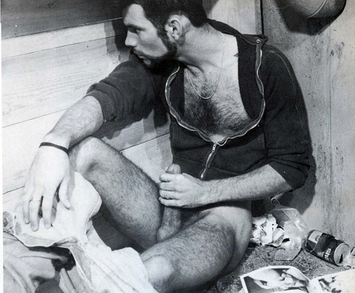 sambrcln:  Follow my two hairy men blogs: http://sambrcln.tumblr.com http://hairysex.tumblr.com