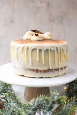 sweetoothgirl:  SPICED CAKE WITH EGGNOG BUTTERCREAM