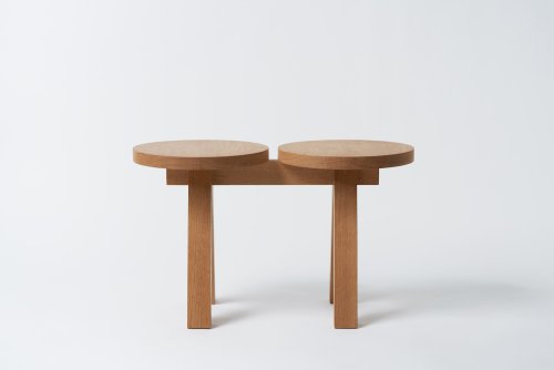 ‘Trestle bench’ by Hyukjoon Choi.minimalist + Korean traditional construction–> Find more amazing