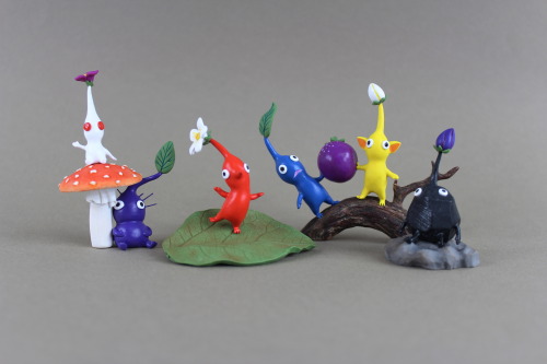 xombiedirge:Gaming Resin Figurines by Camille Young