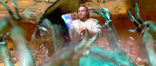 wombat-annihilator:  ewan-mcgregor:  Obi-Wan + spinning/twirling his lightsaber  