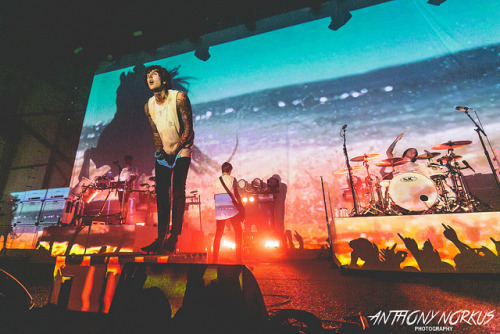 gravespitter:Bring Me The Horizon @ The DeltaPlex (Grand Rapids, MI) - Sep. 15, 2014 by Anthony Nork