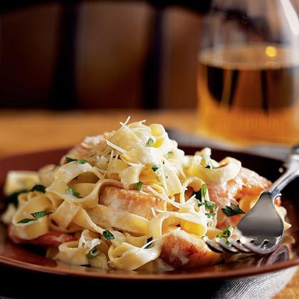 in-my-mouth:  Seafood Fettuccine
