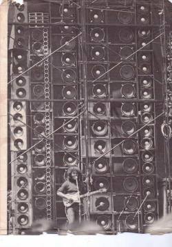 Yeltumpar:  The Grateful Dead’s Wall Of Sound89 300-Watt Solid-State And Three