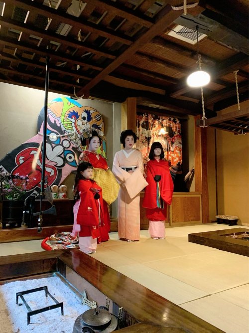 September 2021: Aoi-tayuu and her kamuro, of Suehiro okiya, and Mai-geigi, of the Aizu-Higashiyama G