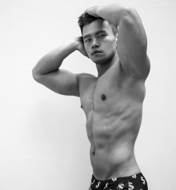 enchantedislandboy:Source: mostlyasianmalephotography.tumblr.com