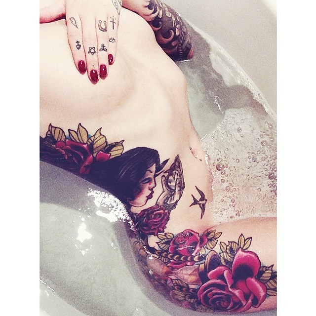 cervenafox:  Opinion: should I get a tattoo under my boobs? 🙊 