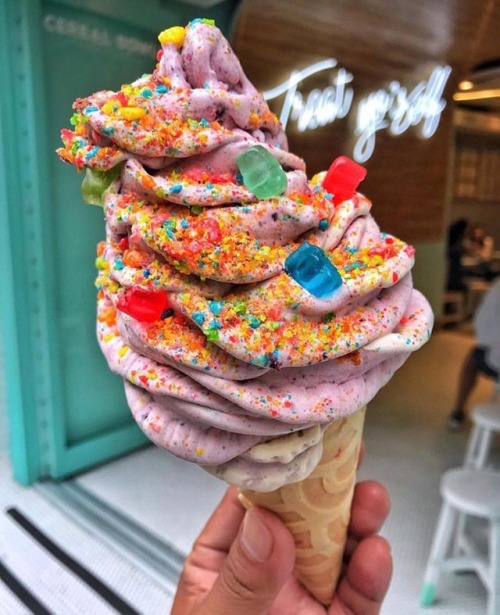 Milk &amp; Cream Cereal Bar NYC Credits Find the best foodie spots! #foodieapproved