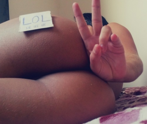 fanofbigass:  http://amorporbundas.tumblr.com/