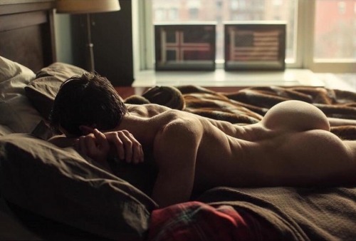 smoothtwinkasses: lavanderiadatiaanastacia: Only the smoothest hot asses! Follow smoothtwinkasses an