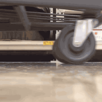 gifsboom:  Be Careful With Who Does Your Back-to-School Shopping. [video]   I find